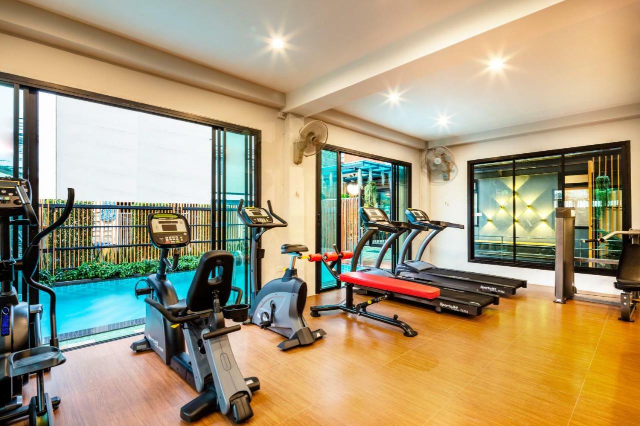 Penyos Service Apartment Банкок Екстериор снимка